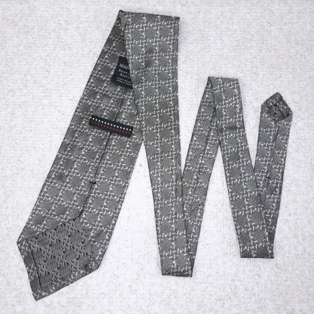 Hickey Freeman Silk Tie Hand Folded 58
